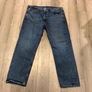 Men size 40 x 32 jeans